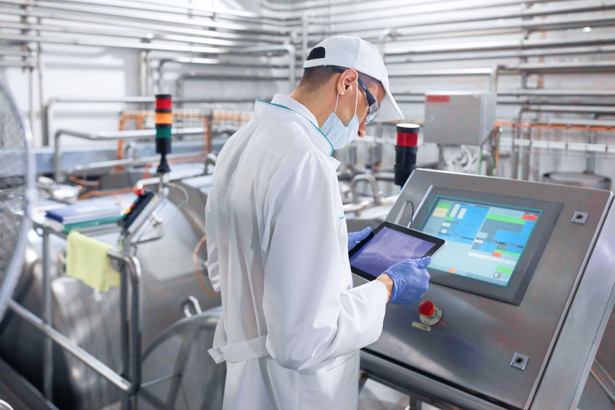 Connect™: Pioneering the Data Fabric Model in Pharmaceutical Manufacturing